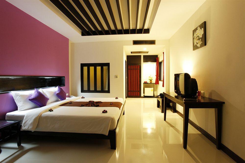 Patong Cottage Resort Bagian luar foto