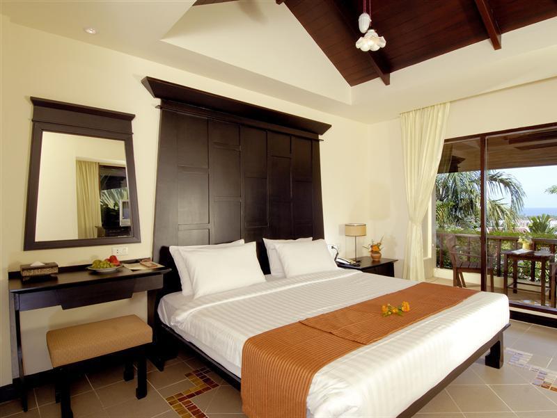 Patong Cottage Resort Bagian luar foto