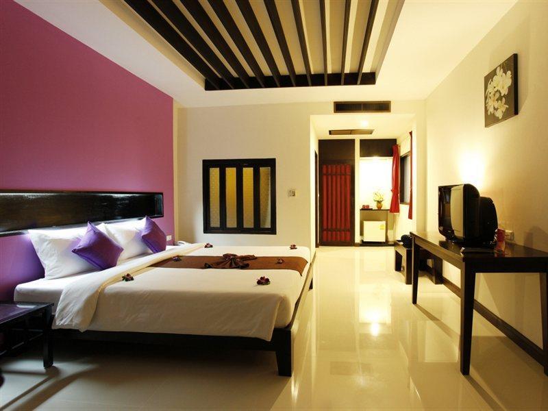 Patong Cottage Resort Bagian luar foto