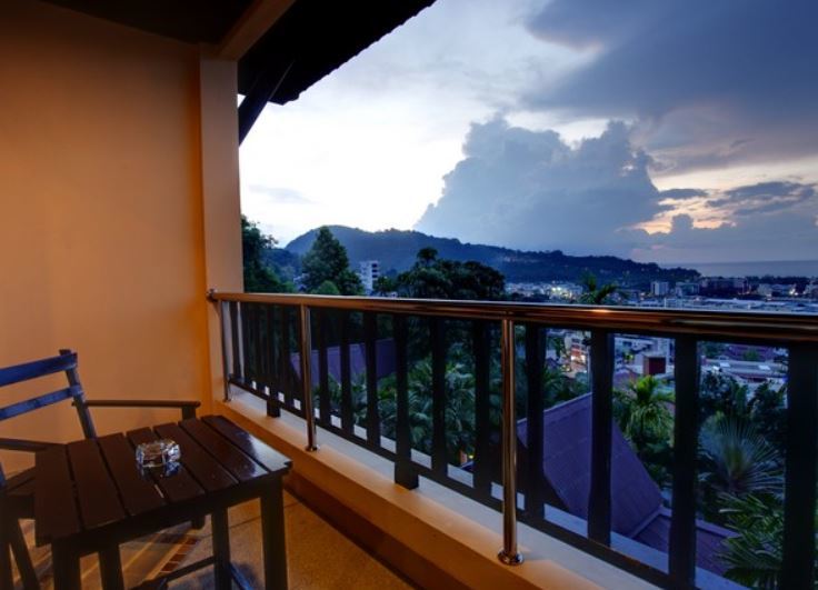Patong Cottage Resort Bagian luar foto