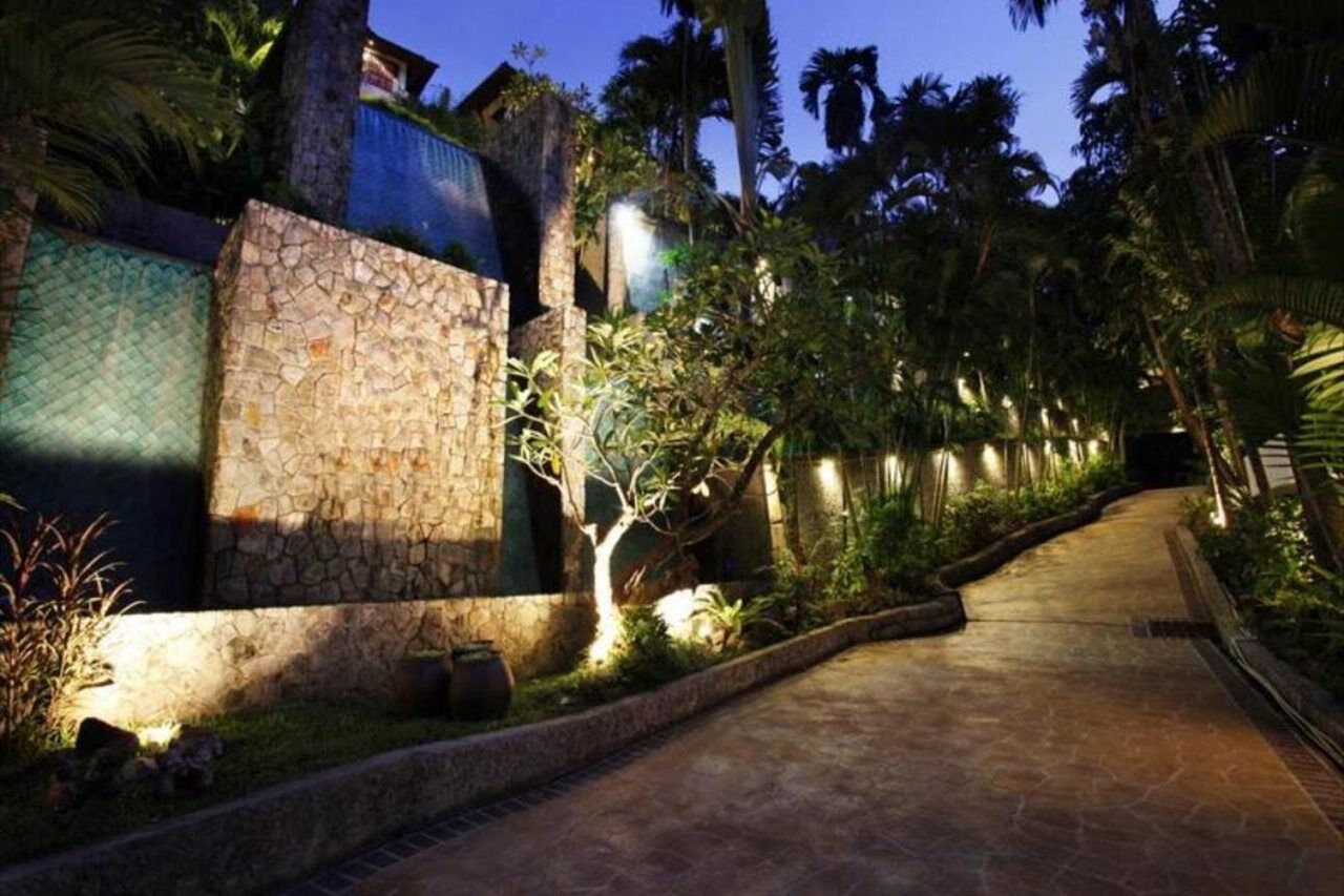 Patong Cottage Resort Bagian luar foto